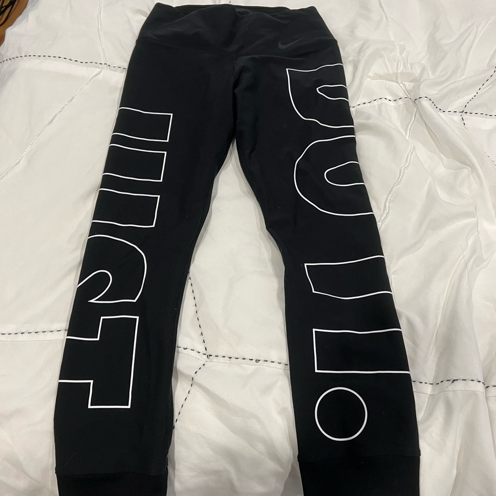 Nike capri yoga